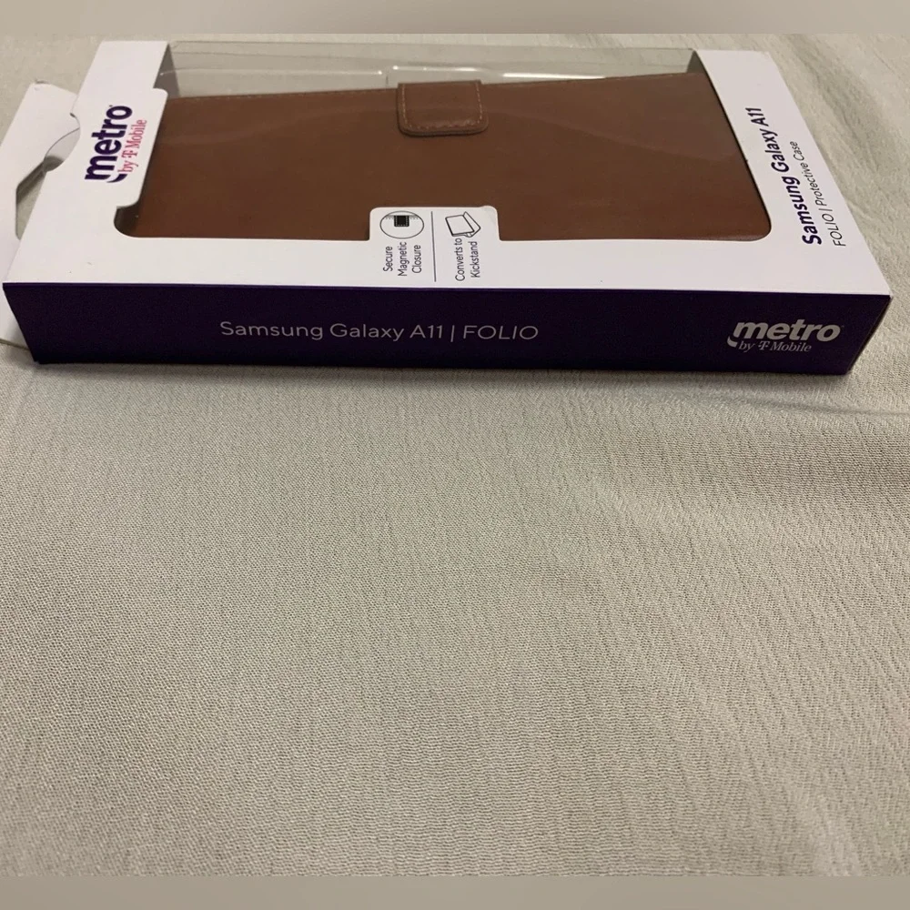 Samsung Galaxy A11 FOLIO | Protective Case Metro by T-Mobile